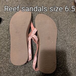 Reef Women's Pink Sandals